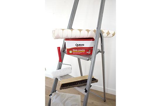 diy-quelyd-pose-papier-peint-mur-et-plafond-etape2